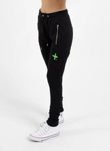 Load image into Gallery viewer, Federation Escape Trackies - Staple - Black/Green | Pink Lemonade
