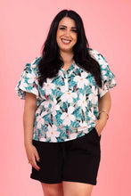 Load image into Gallery viewer, Charlo by Augustine - Grace Top - Green Floral