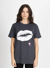 Load image into Gallery viewer, Federation Rush Tee - Lips - Off Black
