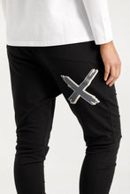 Load image into Gallery viewer, Homelee Apartment Pants - Winter - Black with Shadow X
