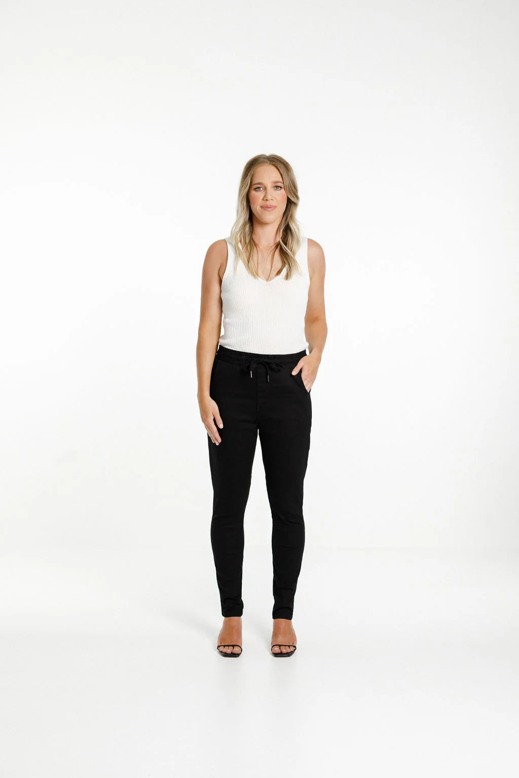 Homelee Daily Jeans - Jet Black