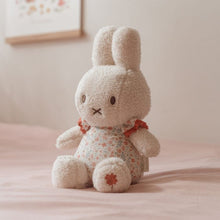 Load image into Gallery viewer, Miffy - Lucky Blossom - 22cm
