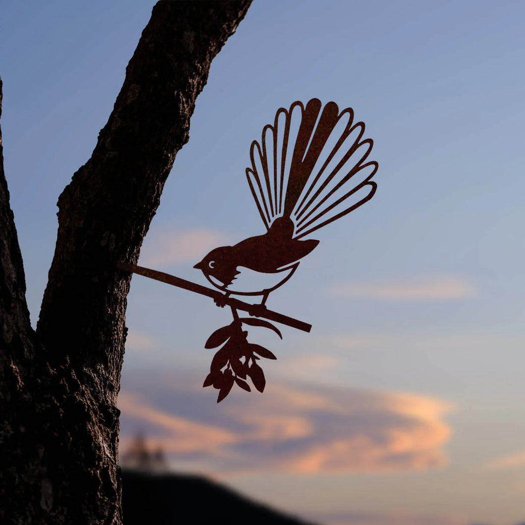 Metalbird - Piwakawaka/Fantail