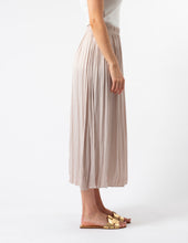 Load image into Gallery viewer, Stella + Gemma Everyday Skirt - Pumice
