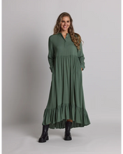 Load image into Gallery viewer, Stella + Gemma Greenwich Dress - Evergreen
