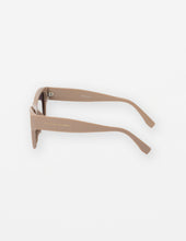 Load image into Gallery viewer, Stella + Gemma Sunglasses - Paige - Mushroom
