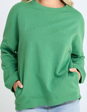 Load image into Gallery viewer, Stella + Gemma Newport Pocket Crew - Basil
