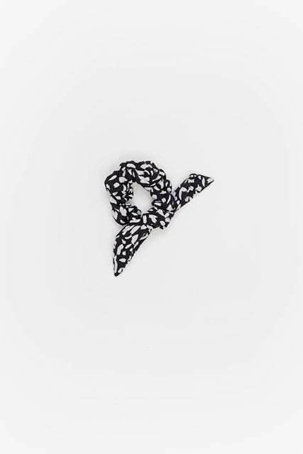 Antler Scrunchie - Black & White