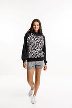 Load image into Gallery viewer, Homelee Sienna Sweater - Bouquet
