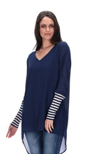 Load image into Gallery viewer, Pretty Basics by Augustine - Sammie Tunic Navy
